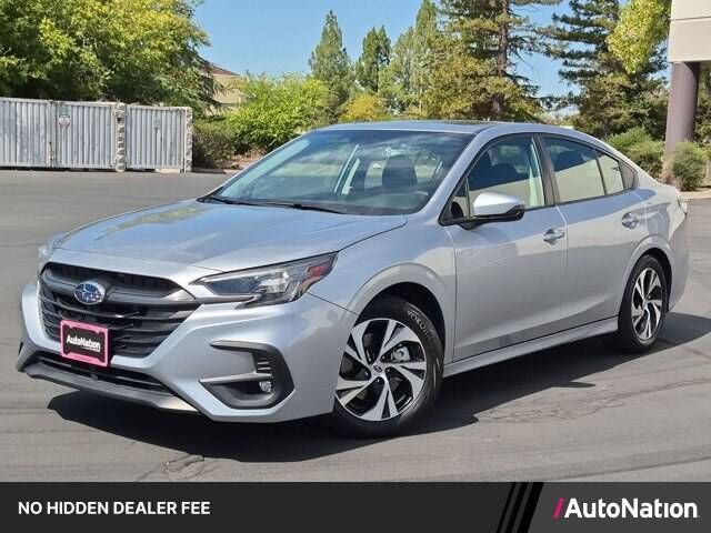2024 SUBARU Legacy