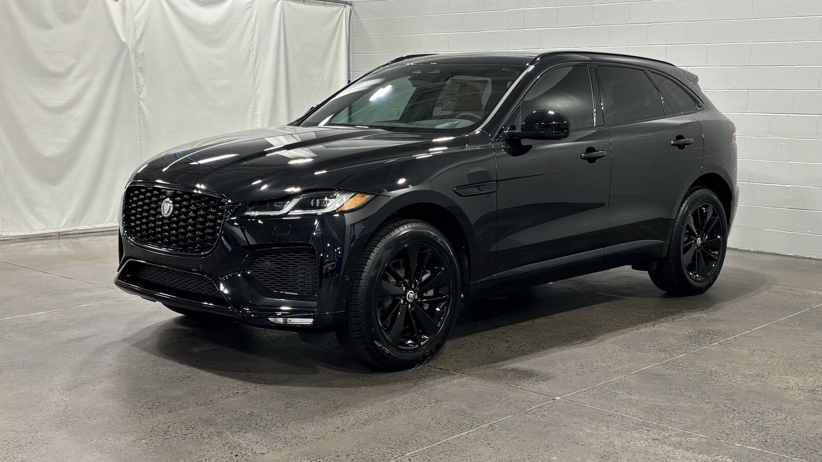 2026 JAGUAR F-Pace