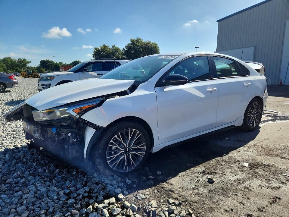 2023 KIA Forte
