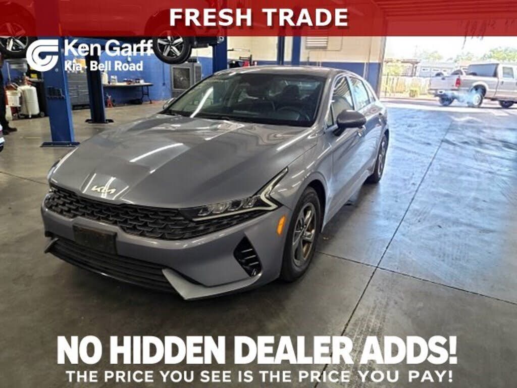 2022 KIA K5