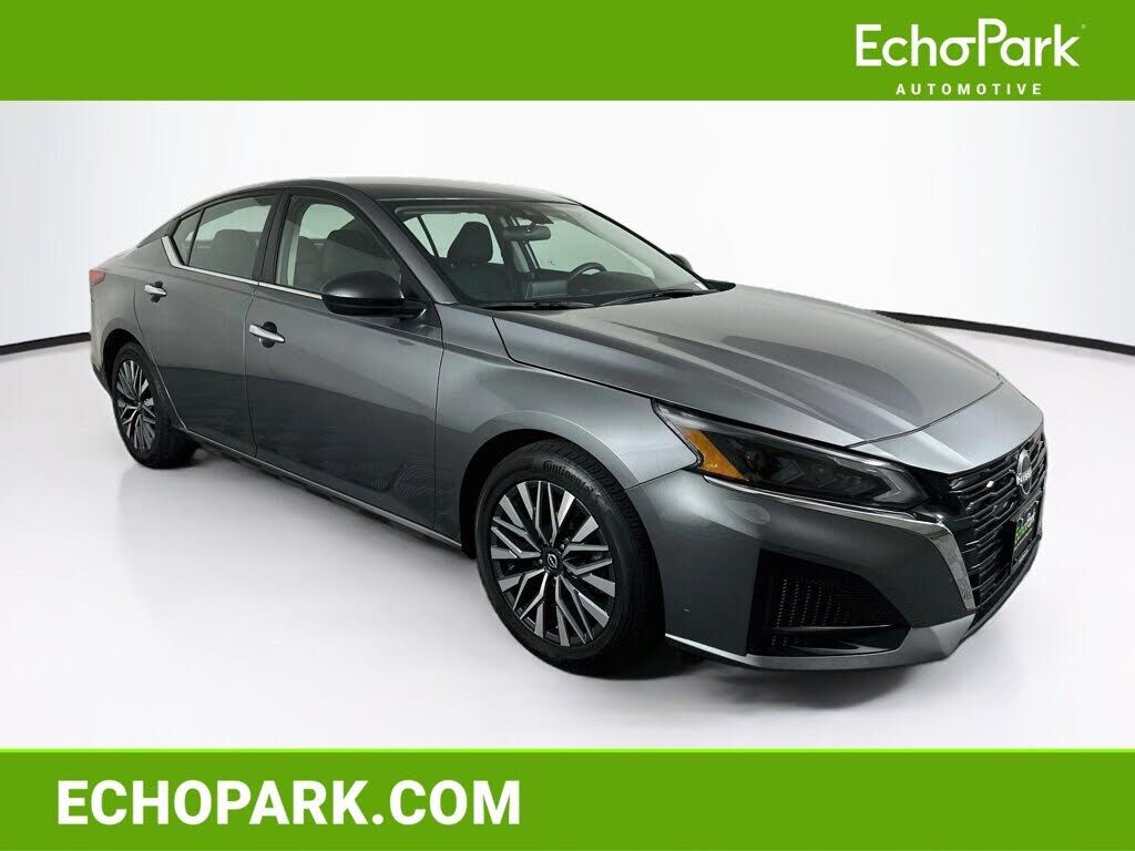 2024 NISSAN Altima