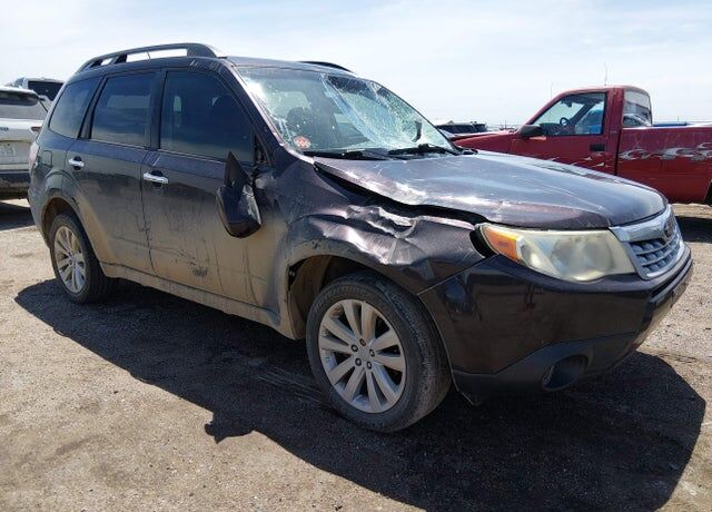2013 SUBARU Forester