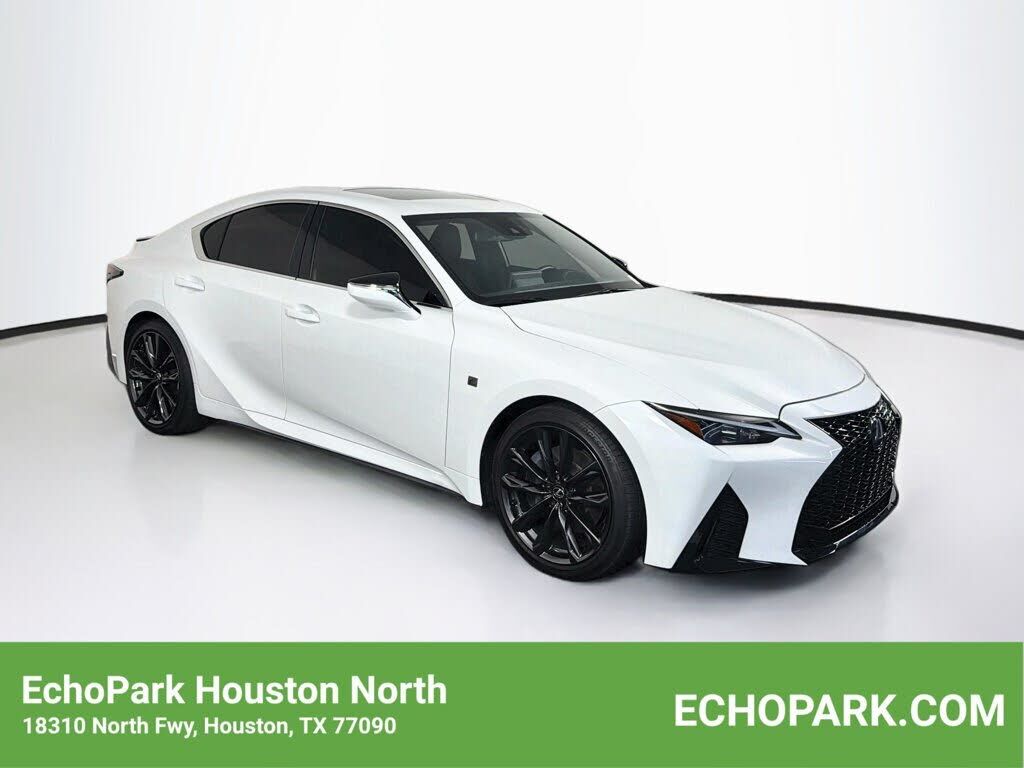 2025 LEXUS IS