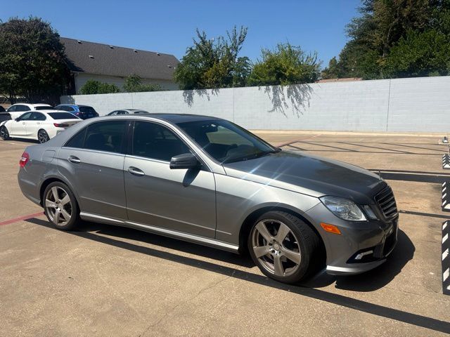 2011 MERCEDES-BENZ E-Class