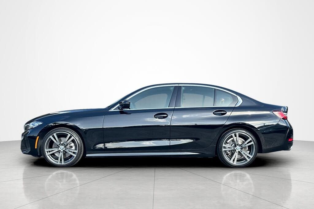 2024 BMW 330i