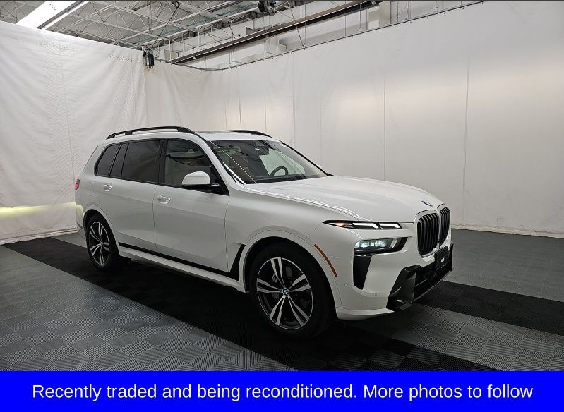 2024 BMW X7