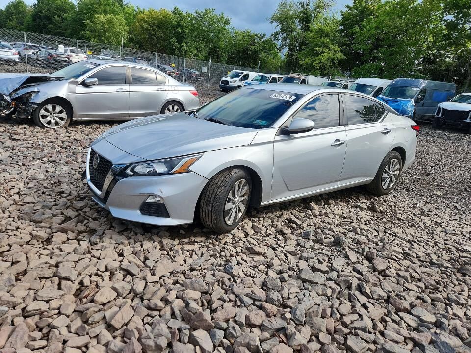 2021 NISSAN Altima