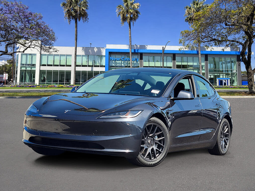 2024 TESLA Model 3