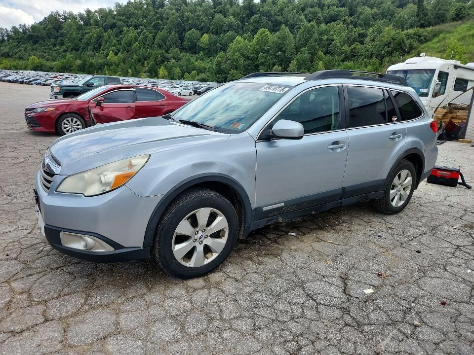 2012 SUBARU Outback