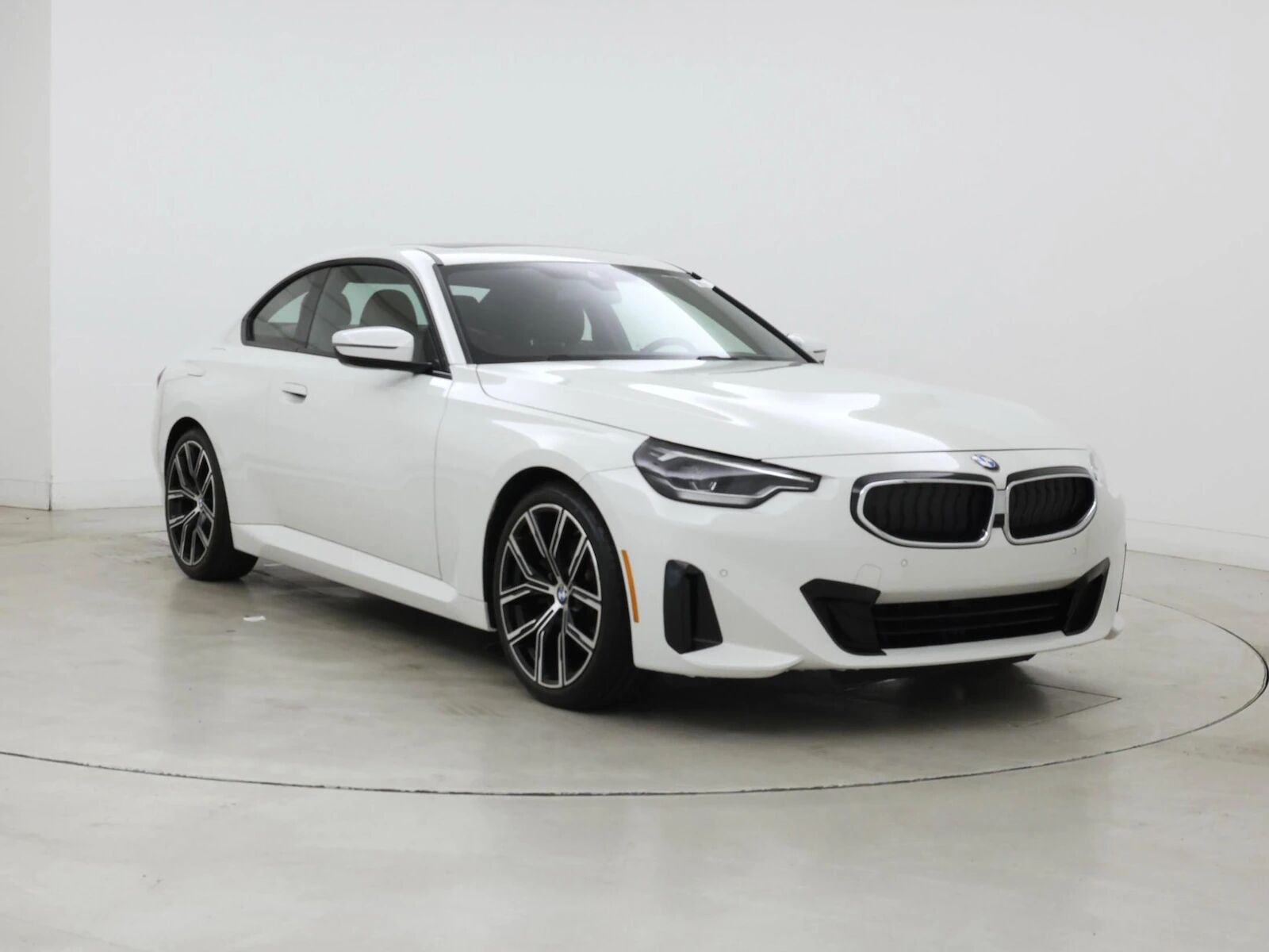 2023 BMW 230i