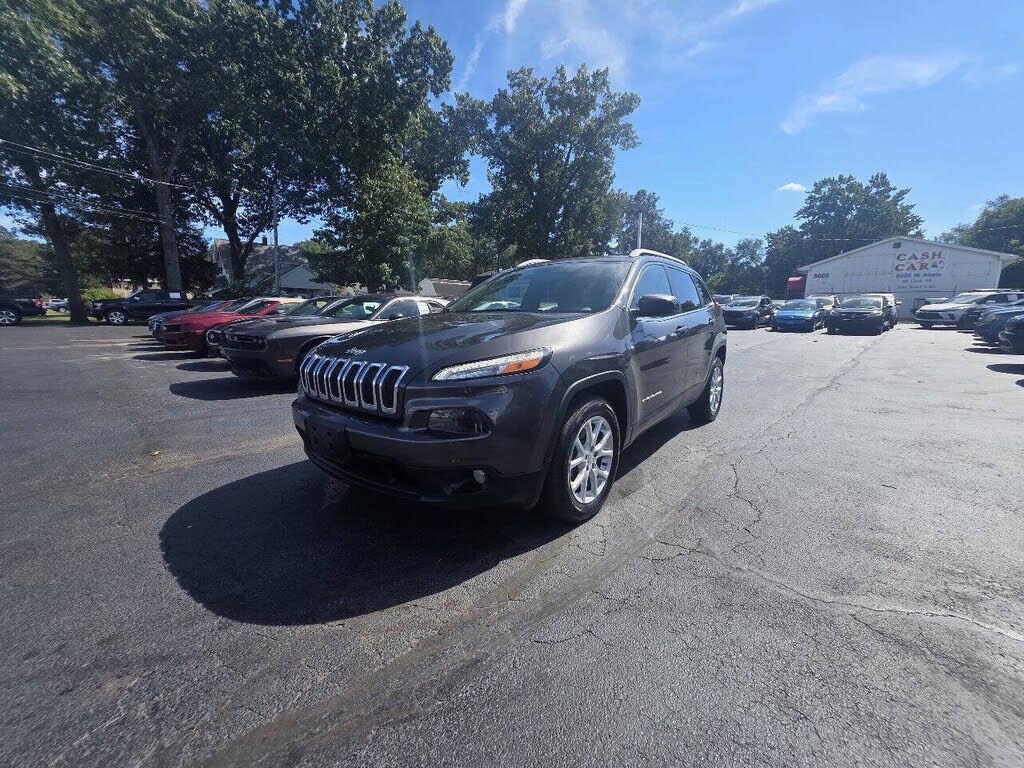 2017 JEEP Cherokee