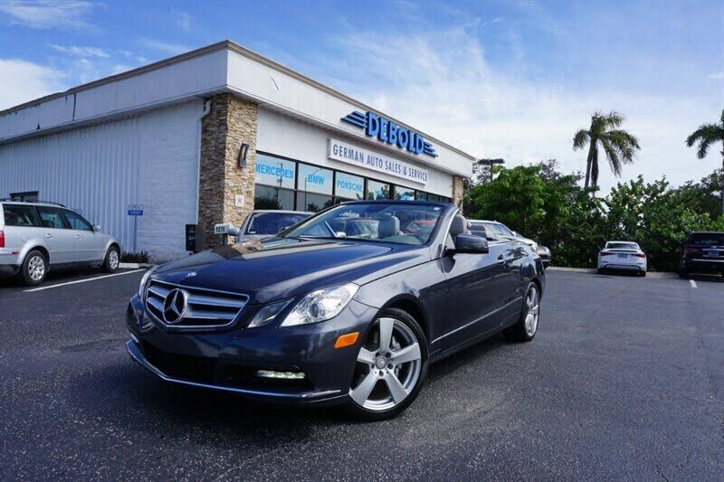 2013 MERCEDES-BENZ E-Class