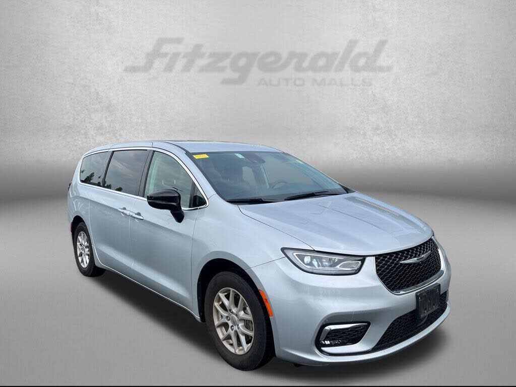 2024 CHRYSLER Pacifica