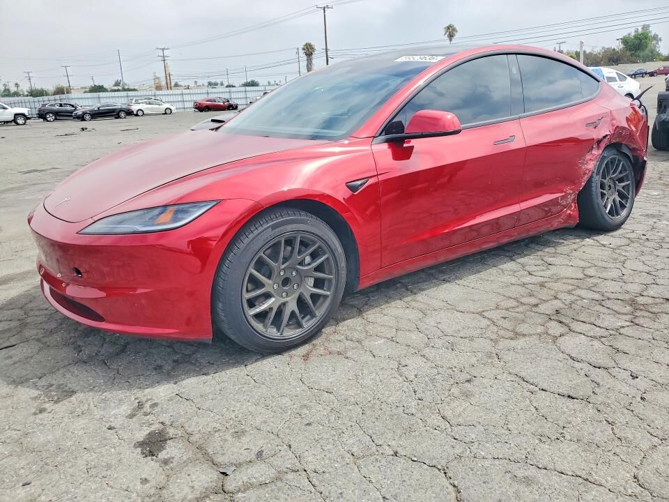 2025 TESLA Model 3