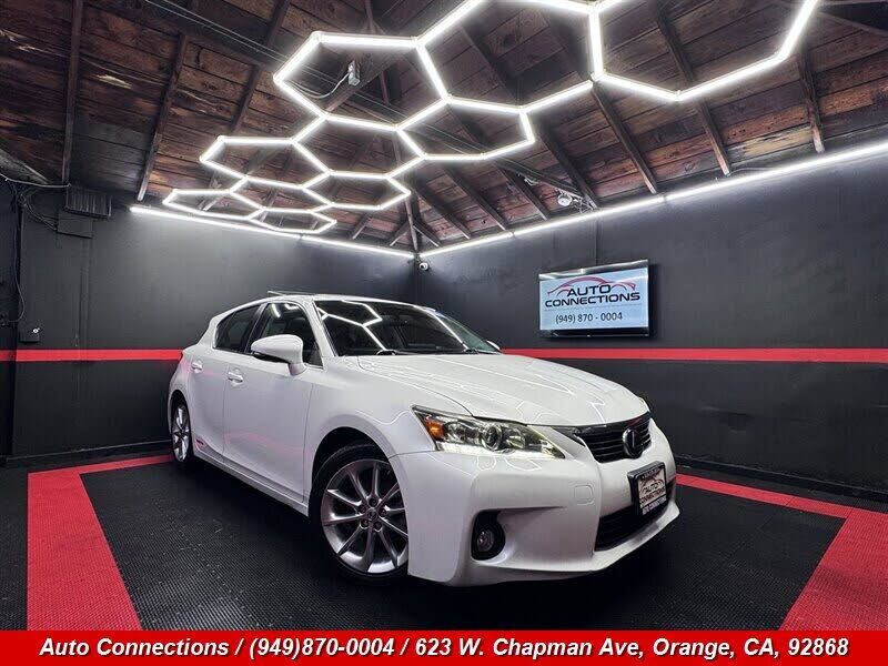 2013 LEXUS CT