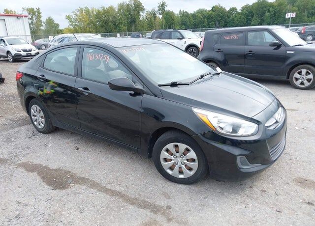 2017 HYUNDAI Accent