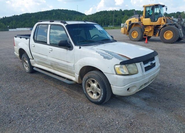 2004 FORD Explorer