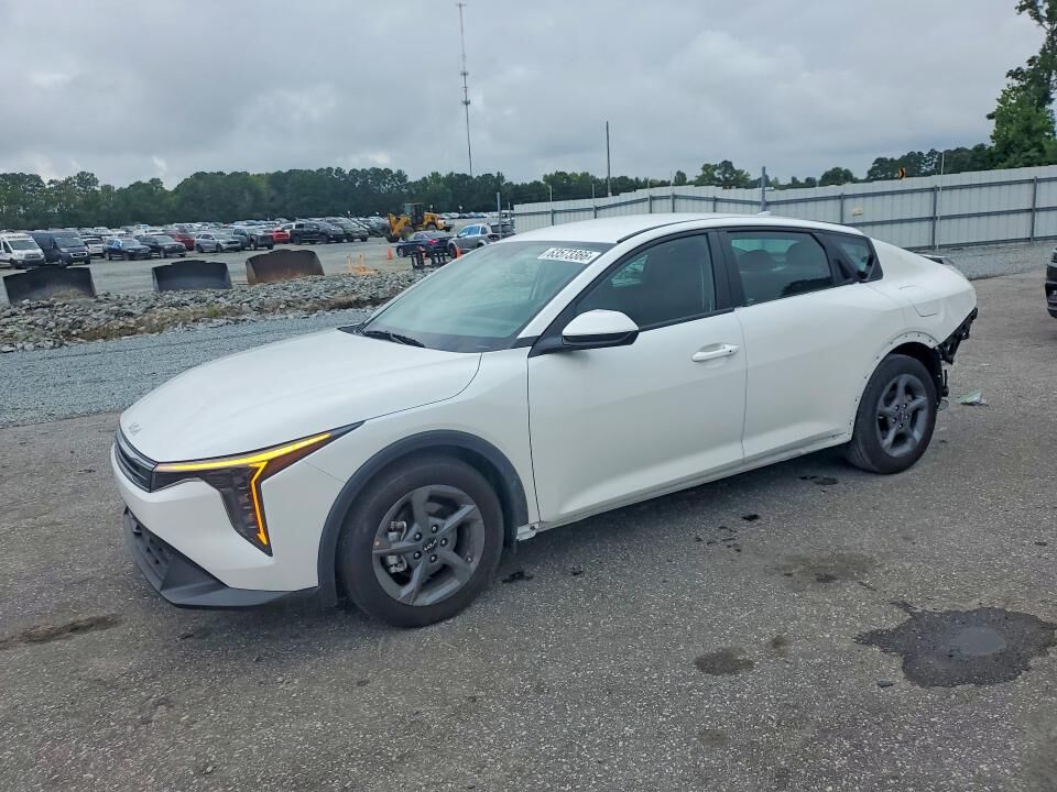 2025 KIA K4