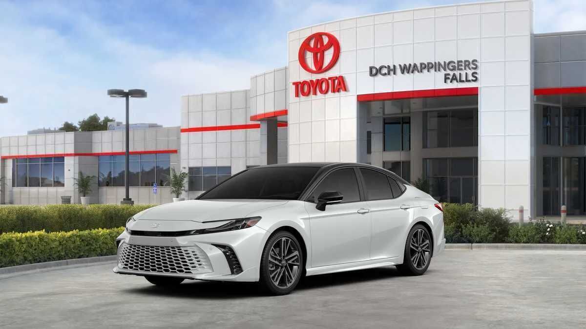 2026 TOYOTA Camry