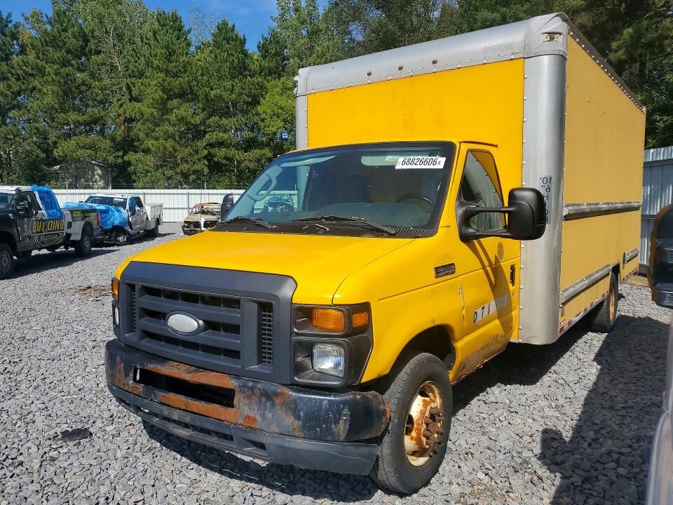 2015 FORD E-350