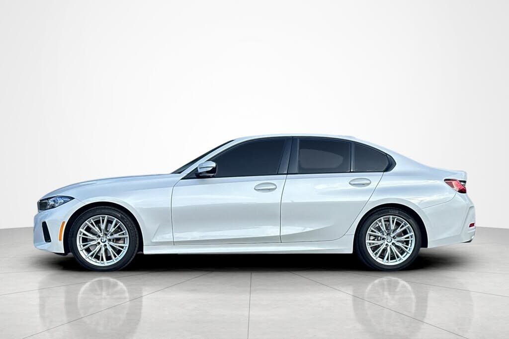2023 BMW 330i