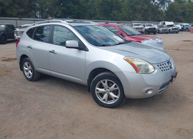 2010 NISSAN Rogue