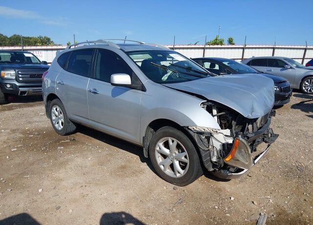 2010 NISSAN Rogue