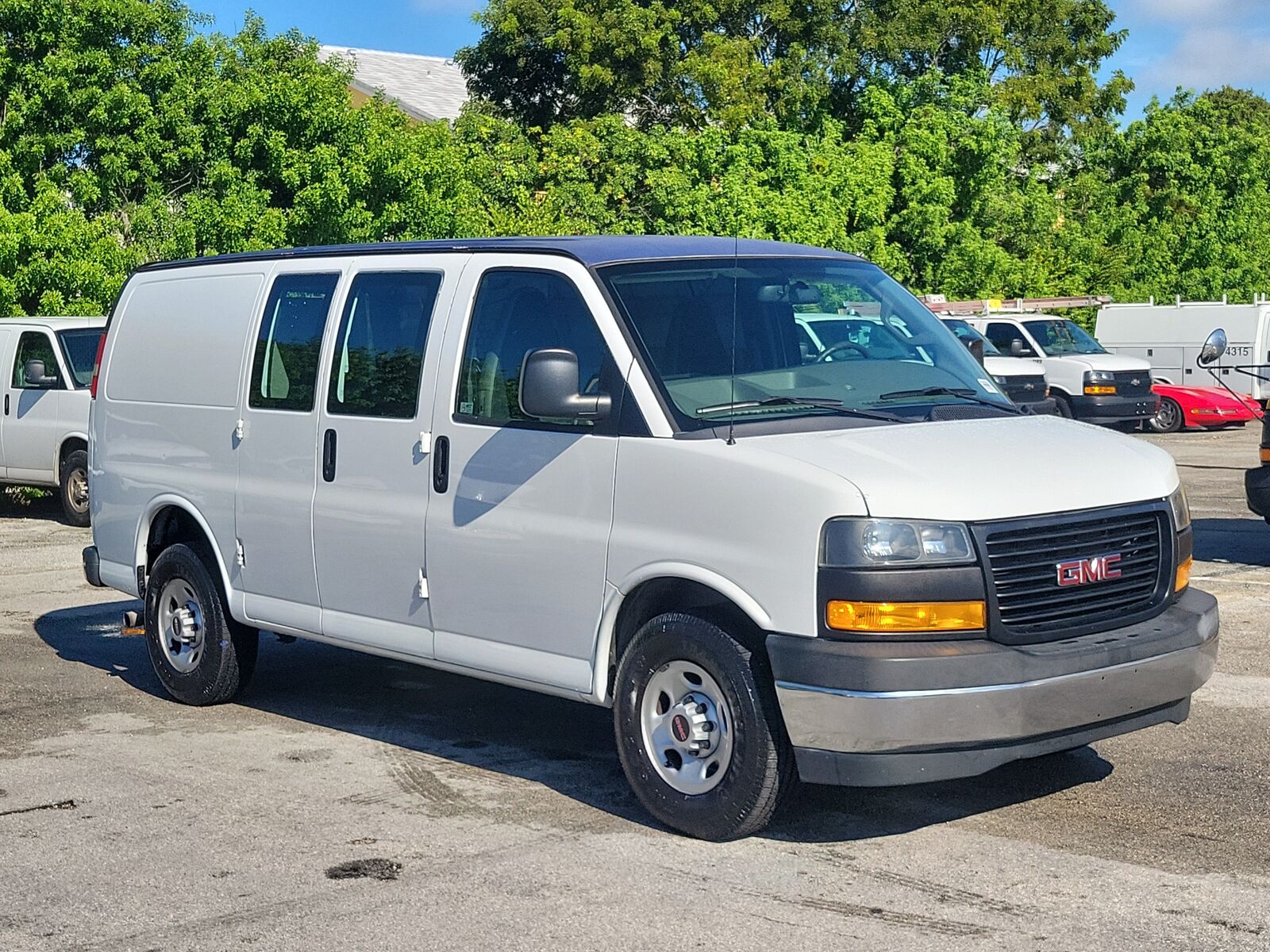 2019 GMC Savana