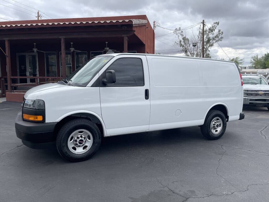 2023 GMC Savana