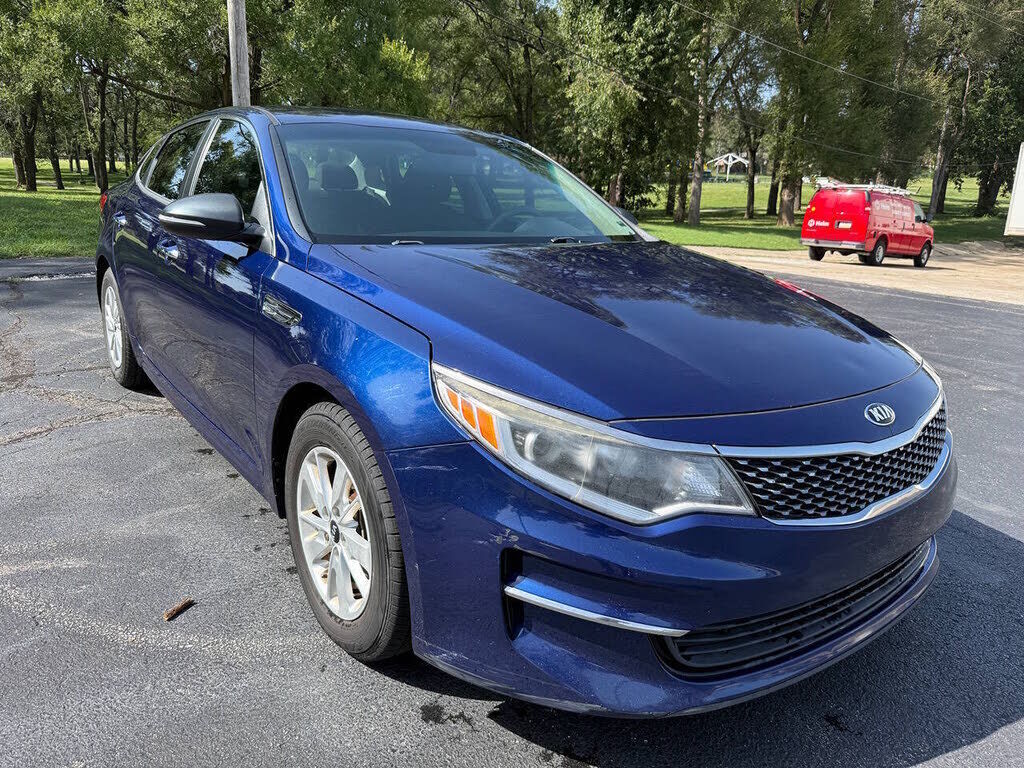 2017 KIA Optima