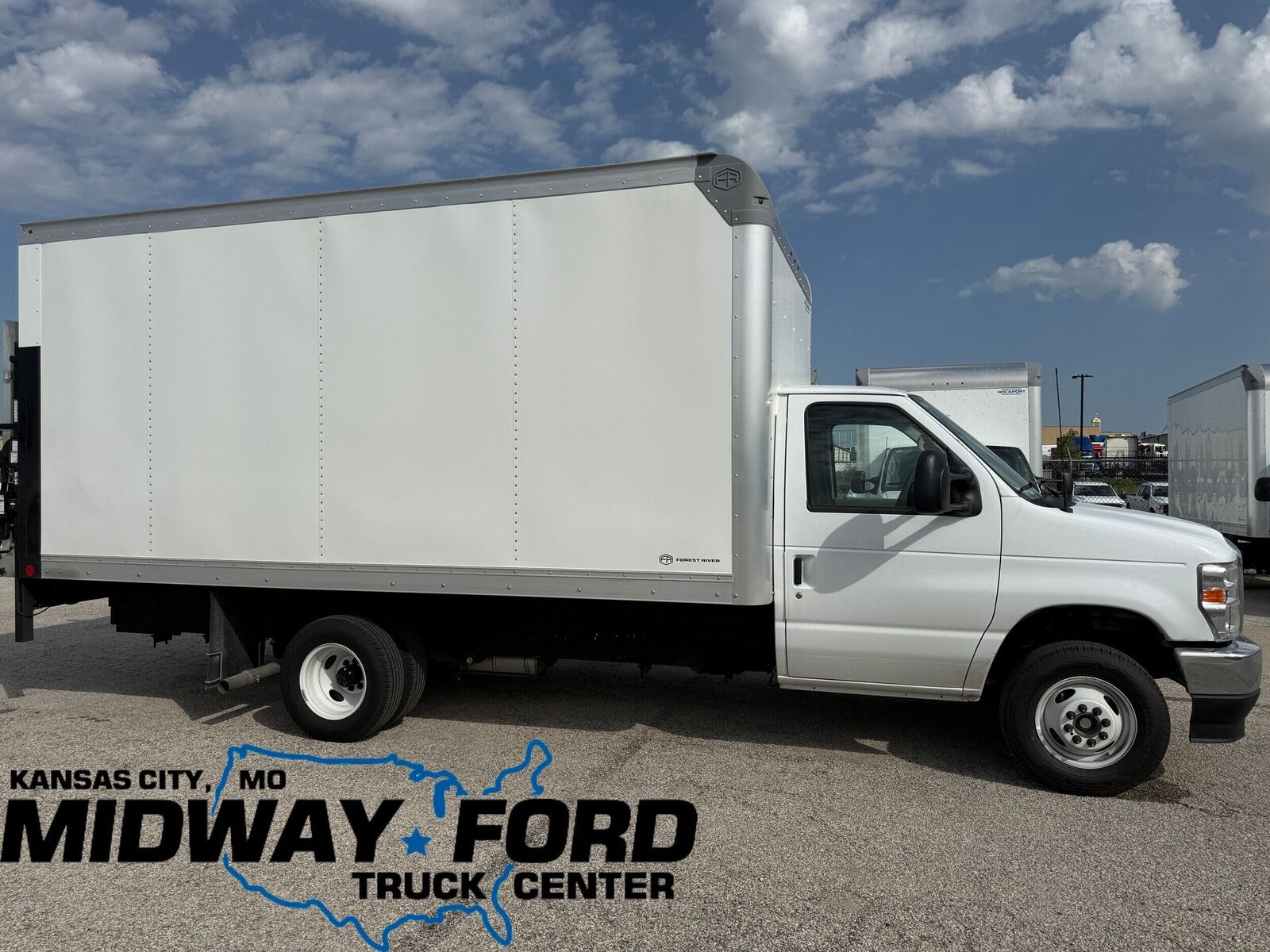 2027 FORD E-350