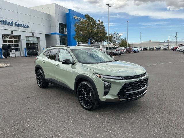 2026 CHEVROLET Trax