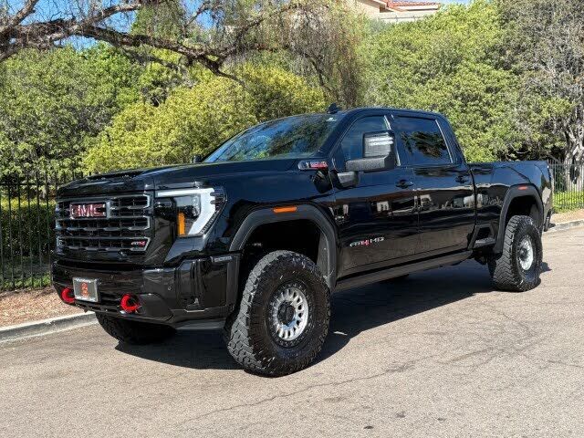 2025 GMC Sierra HD