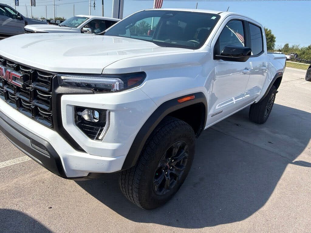 2025 GMC Canyon