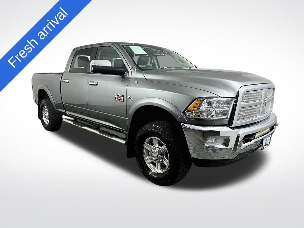 2012 DODGE Ram