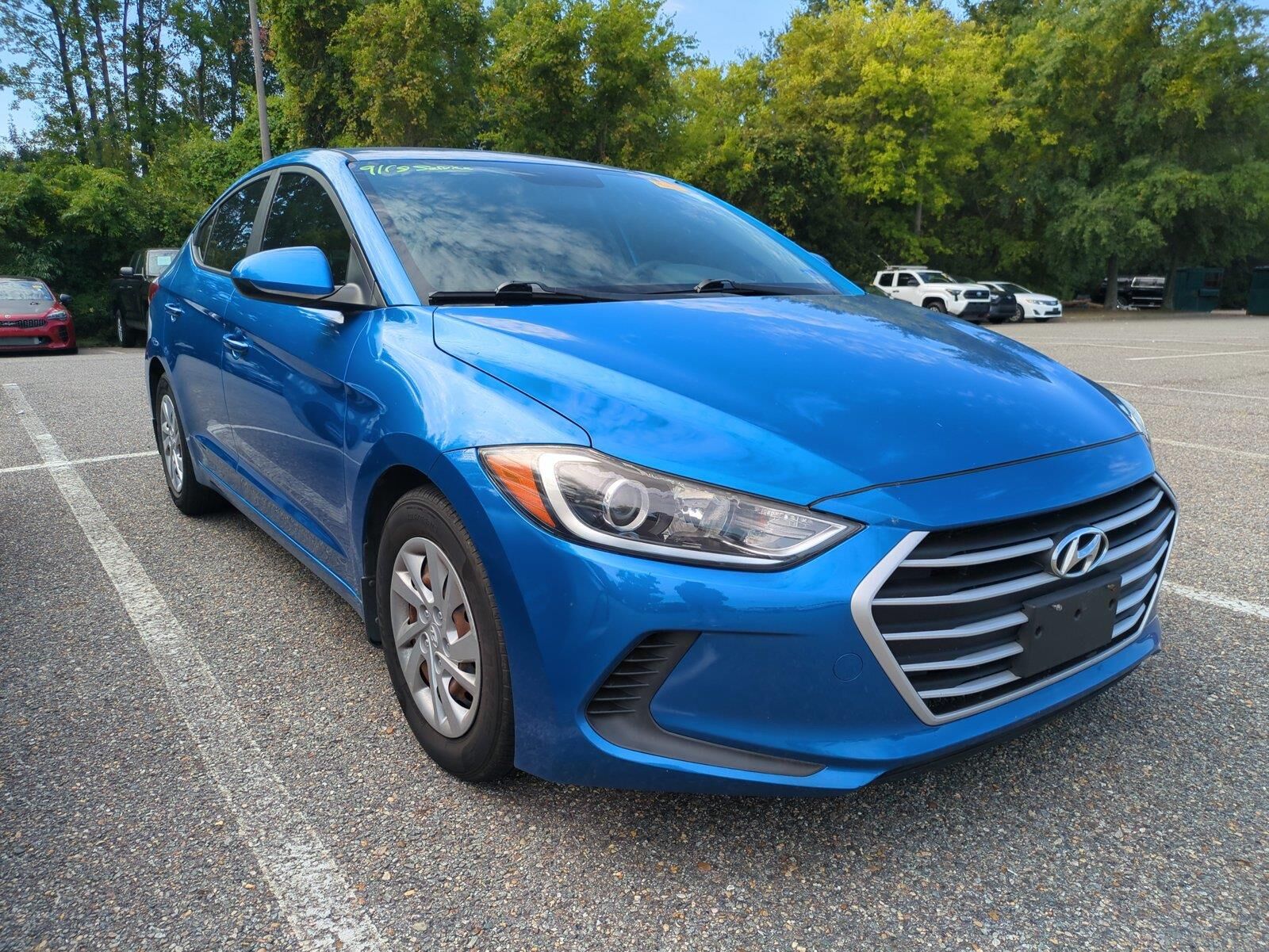 2017 HYUNDAI Elantra