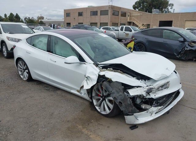 2018 TESLA Model 3