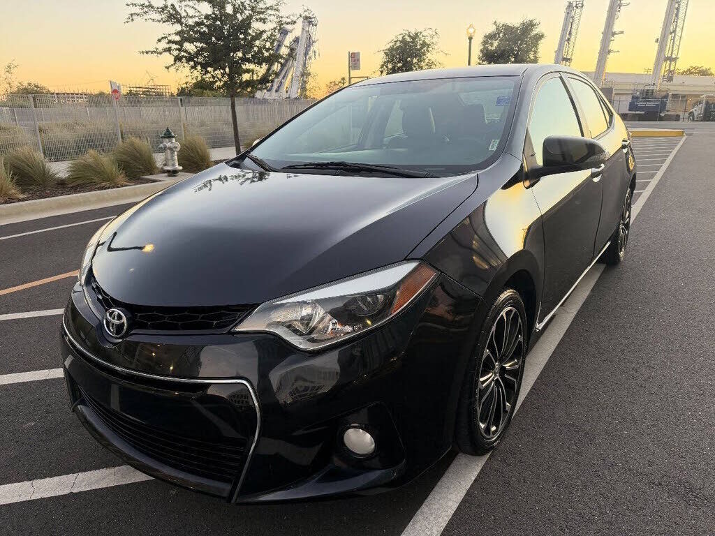 2014 TOYOTA Corolla
