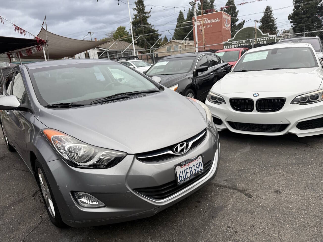 2012 HYUNDAI Elantra