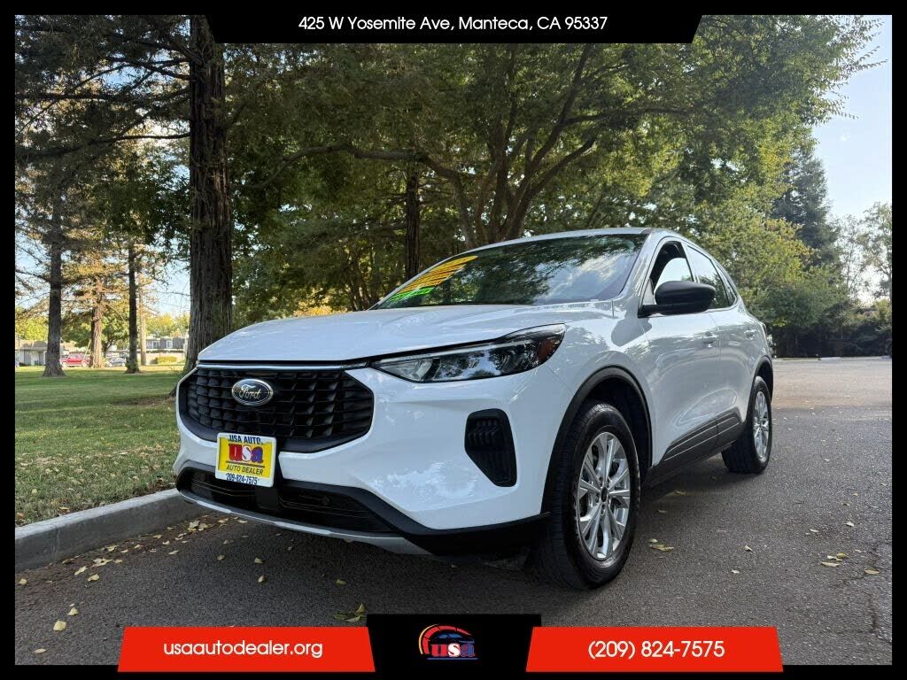 2025 FORD Escape