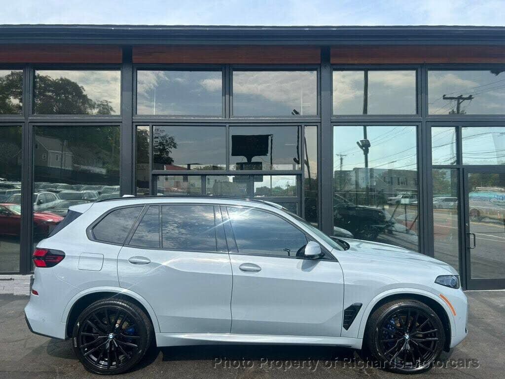 2025 BMW X5