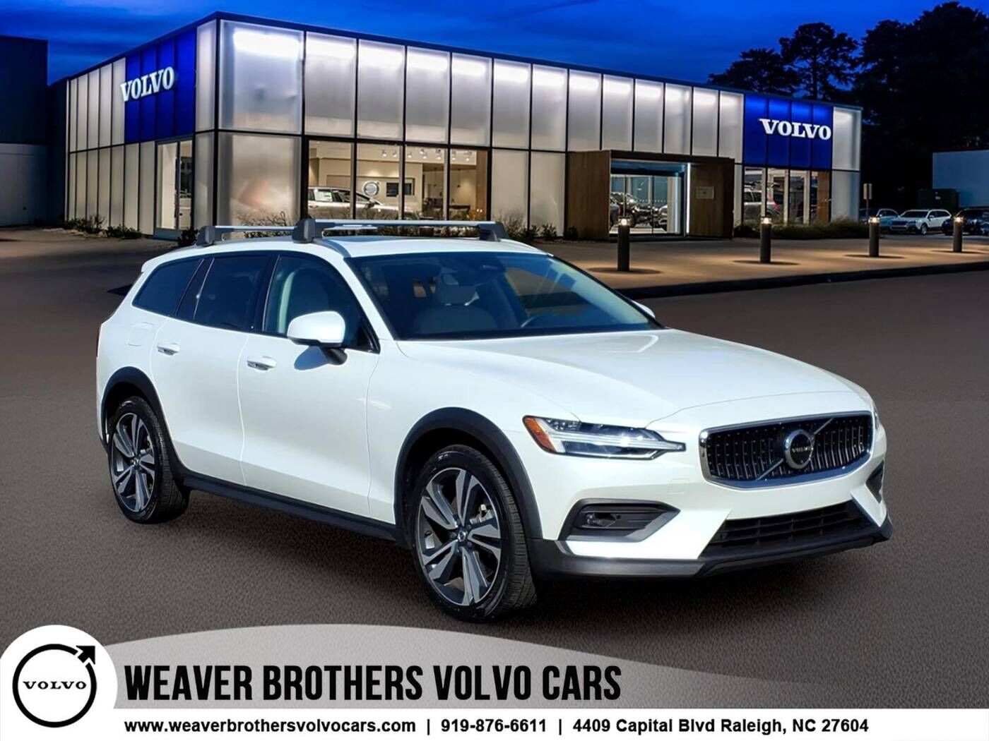 2024 VOLVO V60CC