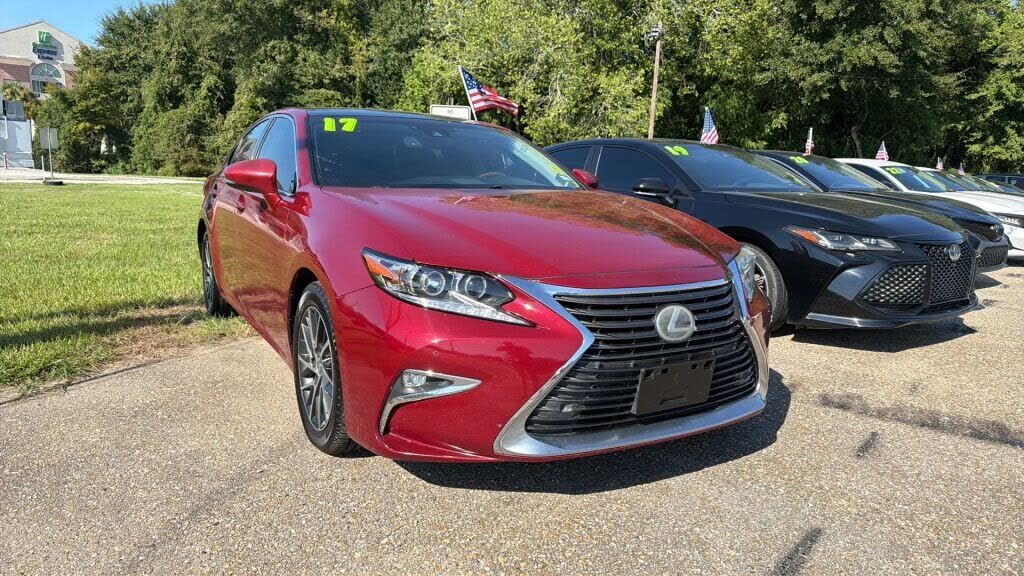 2017 LEXUS ES