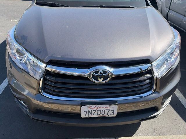 2015 TOYOTA Highlander