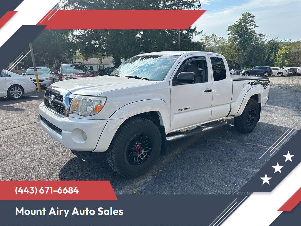 2011 TOYOTA Tacoma