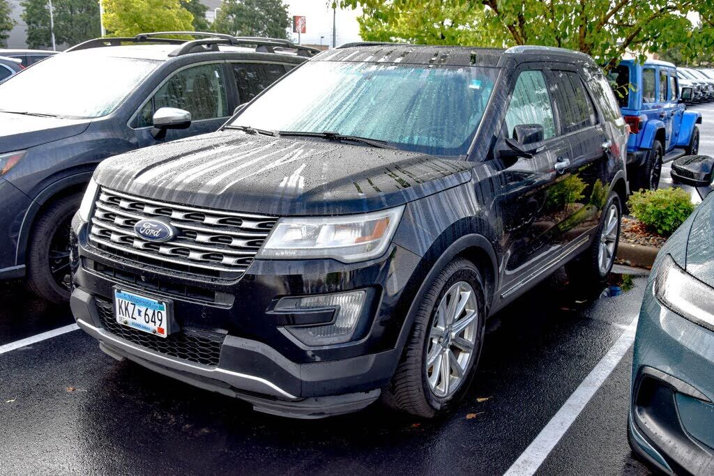 2016 FORD Explorer