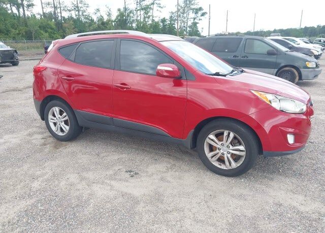 2013 HYUNDAI Tucson
