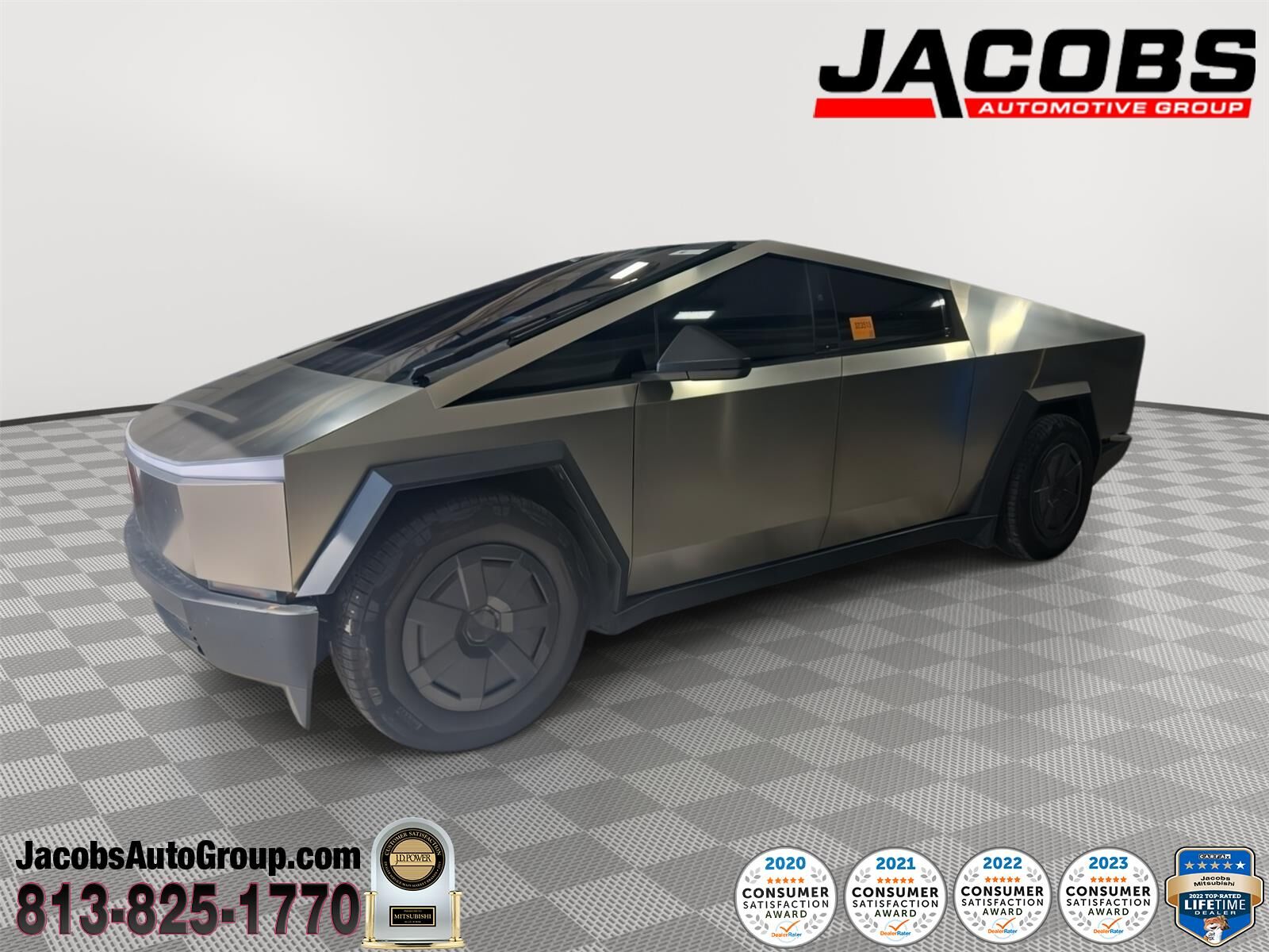 2025 TESLA Cybertruck