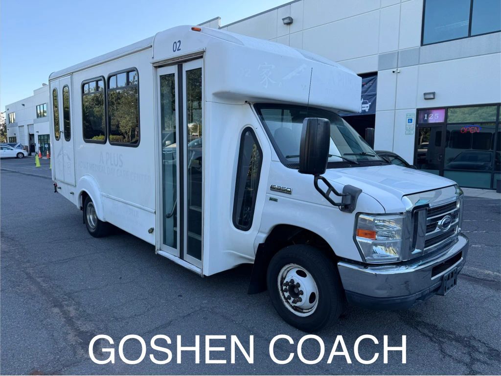 2013 FORD E-350
