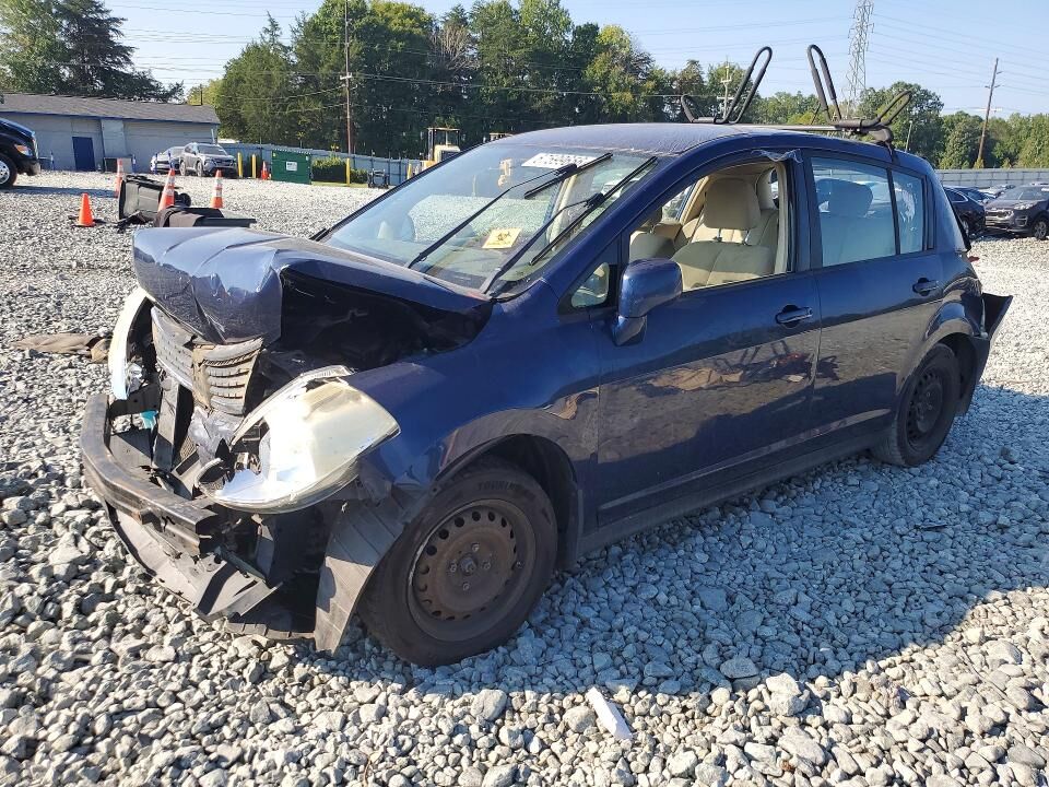 2009 NISSAN Versa